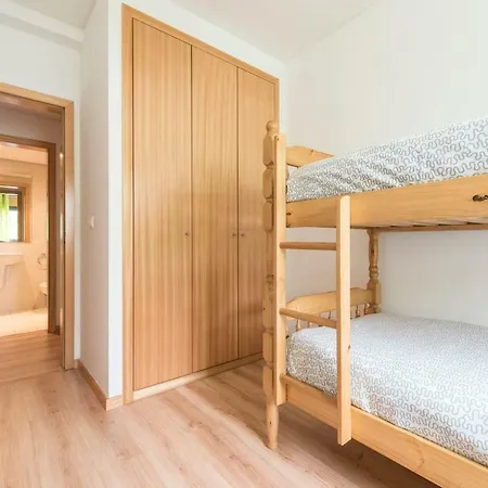 Lovely 3 Bedroom For The Perfect In Apartment Lisbon