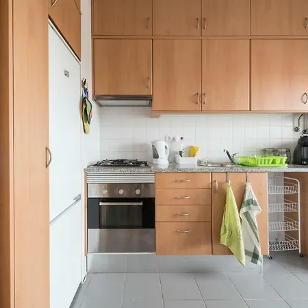 Διαμέρισμα Lovely 3 Bedroom For The Perfect In *